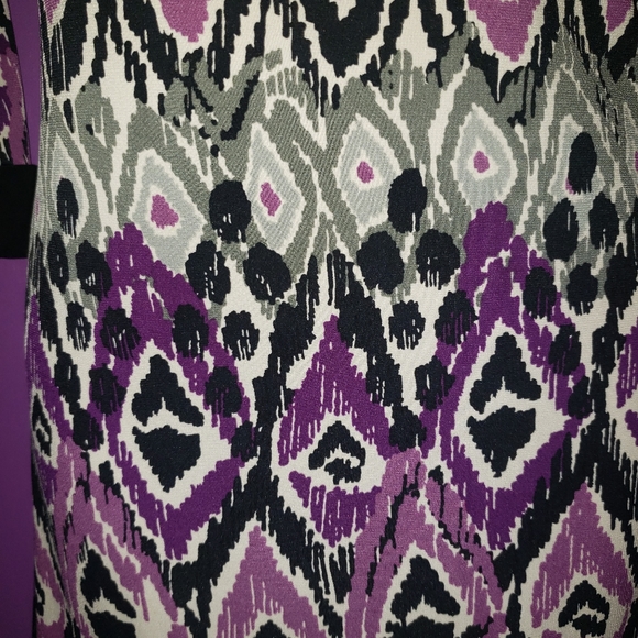 GRAPHIC PRINT SHIFT DRESS - Picture 5 of 6